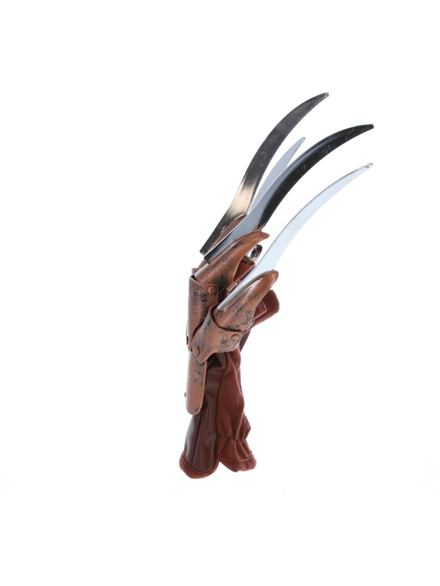 A Nightmare on Elm Street, Freddy Krueger Glove
