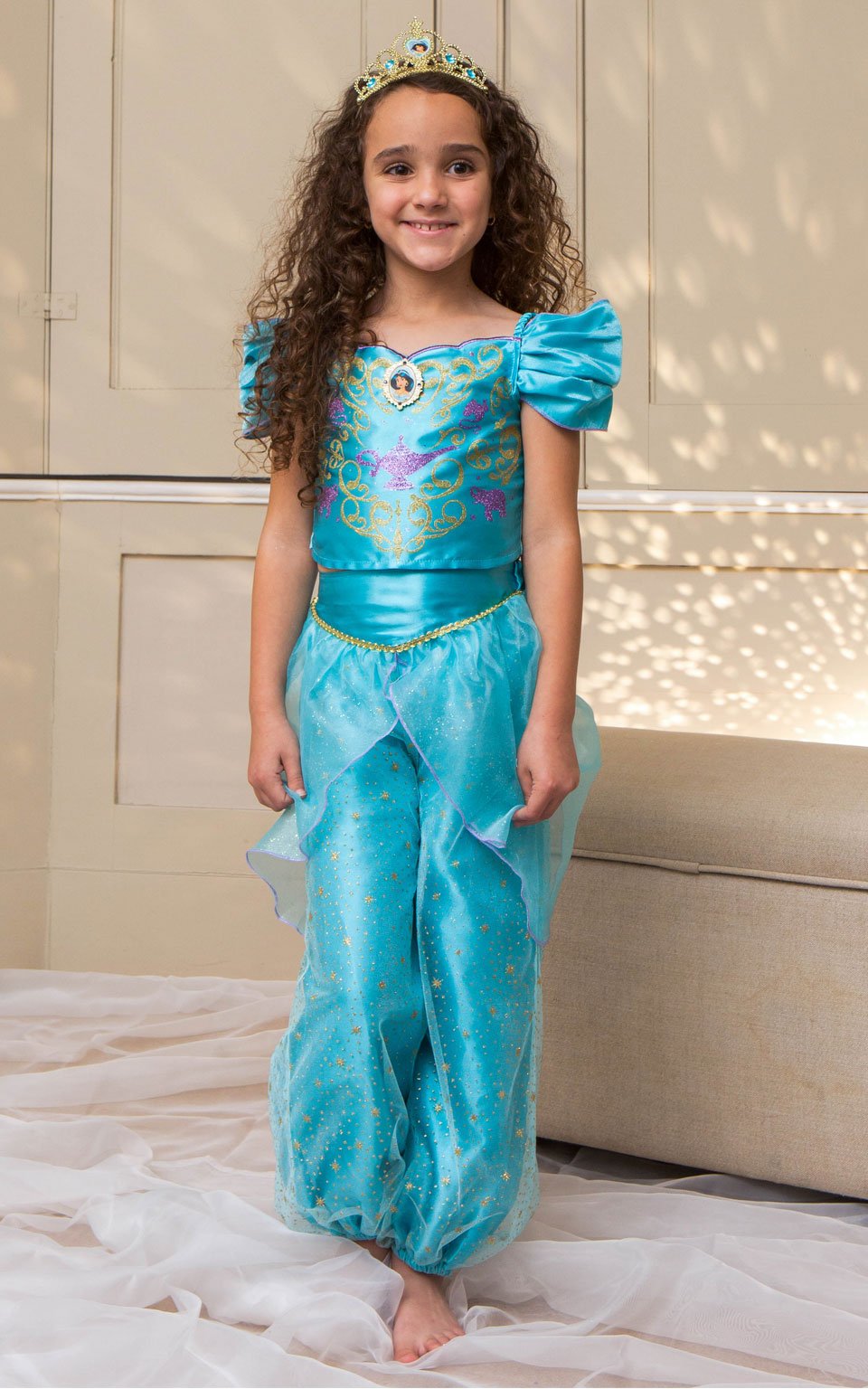 Jasmine and Aladdin  Aladdin costume, Princess jasmine costume